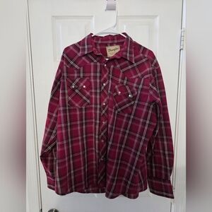 Wrangler Men's Red Plaid Button Down Shirt